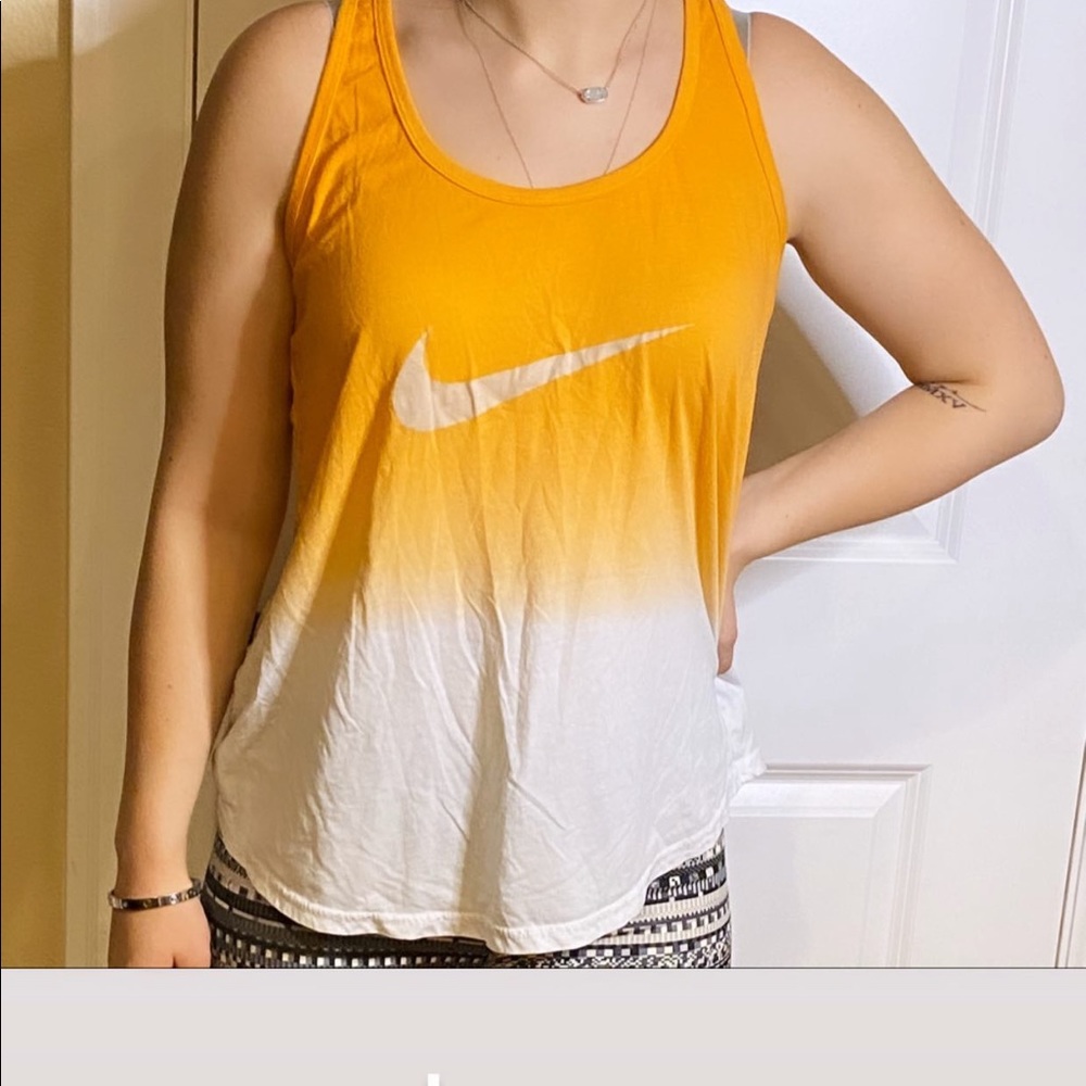 NIKE TANK